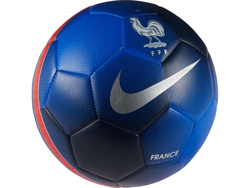 Francie Nike míč